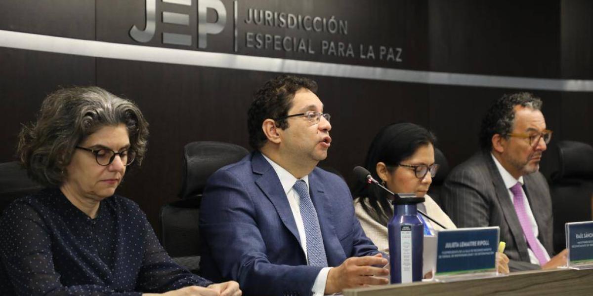 Magistrados de la JEP informaron la imputación a excombatientes de Farc en el macrocaso 05. Foto 8/03/2023