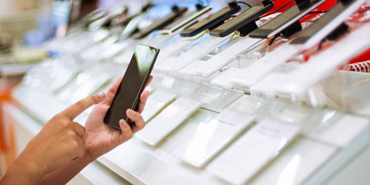Conozca los aspectos fundamentales a tener en cuenta para comprar un buen  un dispositivo móvil.