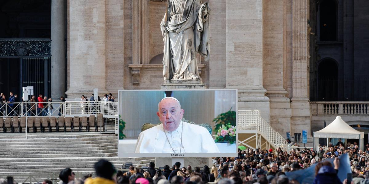 El Papa Francisco Tiene Una Inflamación Pulmonar Y Reza El Ángelus En Su Casa 6191