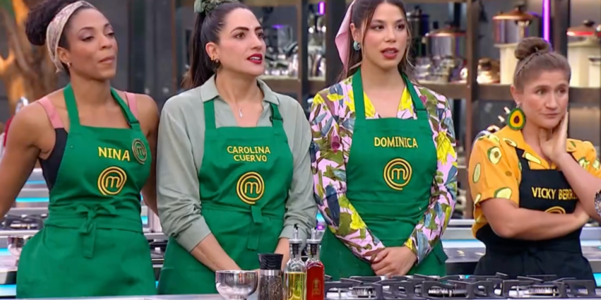Vicky Berrío logra quitarse el delantal negro que le había puesto Franko  Bonilla en 'MasterChef Celebrity'