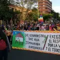 Mujeres indígenas también se unieron a la protesta, que se realiza en el centro de Medellín.