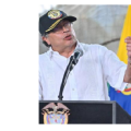 Presidente Gustavo Petro y el Ministro de Salud