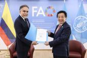 Armando Benedetti presentó cartas credenciales como embajador de Colombia en la FAO.