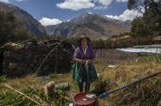 Dionisia Moreno, campesina indígena de Perú, recuerda cuando el Río Shallap estaba limpio y lleno de truchas.