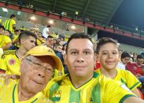Tobias, Nison y Juan Pablo Duarte, tres generaciones de hinchas del Atlético Bucaramanga