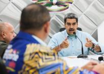 Fotografía cedida por prensa Miraflores del presidente de Venezuela, Nicolás Maduro