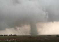 Un tornado también golpeó al estado de Oklahoma (Estados Unidos) este lunes.