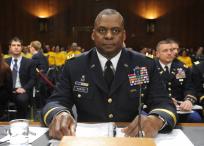 Comparecencia de Lloyd Austin en 2011 en el Congreso de Estados Unidos para hablar sobre la política de EE. UU. en Irak. Austin fue Comandante General del Ejército en ese país asiático.