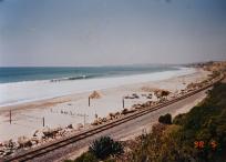 Así lucía, en mayo de 1998 el mar frente a la exclusiva comunidad residencial Cyprus Shore en San Clemente, California.