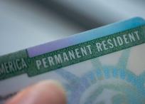 La residencia permanente en Estados Unidos se debe renovar cada 10 años.
