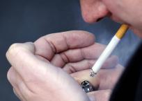 Nueva Zelanda aprobó en 2022 leyes para restringir y eventualmente prohibir la venta de cigarrillos a las generaciones futuras.