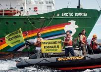 En nociembre de 2014 el Arctic Sunrise fue parte de una acción contra un proyecto de explotación de petróleo de la multinacional Repsol en la región de las Islas Canarias.