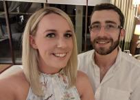 Matthew, el esposo de Hayley Smith, fue diagnosticado con un glioblastoma en fase 4 en julio de 2016 a los 28 años.