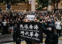 Manifestación en Hong Kong contra la normas impuestas por el régimen chino en 2020. Ese territorio dejó de ser colonia británica el 1 de julio de 1997, tras un acuerdo entre Londres y Pekín.