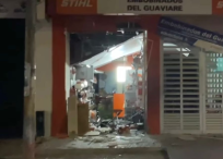 Hay un establecimiento comercial afectado por las explosiones, llamado ‘Embobinados del Guaviare’.