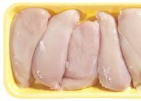 El pollo tiene bacterias patógenas como campylobacter o salmonela.