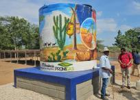 Arte para los tanques de agua en La Guajira