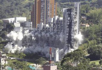 Tiempo después de la tragedia, se hizo la implosión de las torres del edificio Space que quedaban en pie, en el año 2014.