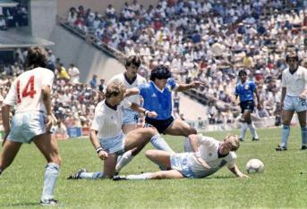 La Copa Mundial de Fútbol de 1986 se llevó a cabo en México. Inició el 31 de mayo y terminó el 29 de junio de este mismo año. Además,  24 selecciones de fútbol asistieron al torneo en el que se disputaron 52 partidos.