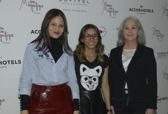 Vanessa Rosales , Maria Ortiz y Julia Salvi.
