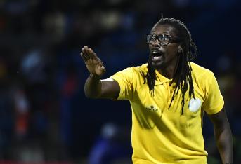 Aliou Cisse, técnico de Senegal tiene un sueldo de € 200.000 que son aproximadamente $ 6.77.483.