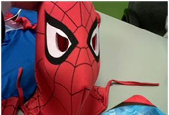 En el 2012, dispuso la prohibición de la venta de la máscara del disfraz de Spiderman  fabricado por la firma Morai S.A. porque envolvía la cabeza y representaba riesgo potencial de asfixia.