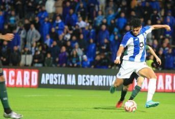Luis Díaz anotó un gol en el triunfo 5-0 de Porto sobre Coimbroes.