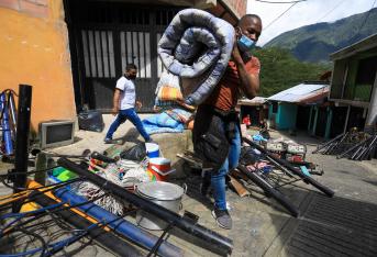 En la madrugada de este martes, una crecida del río Negro causó una tragedia en Guayabetal (Cundinamarca)