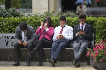 El uso de la banca móvil por parte de los colombianos crece a un ritmo de dos dígitos.