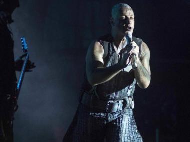 La salud del cantante de la famosa banda de rock se encuentra bajo vigilancia de expertos de la salud.