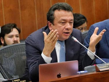 Exsenador Eduardo Pulgar.
