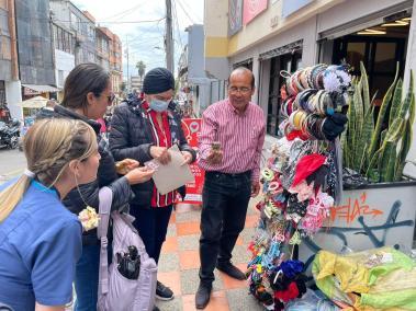 Don Fernando, vendedor informal.