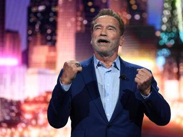 El héroe de acción de Hollywood, Arnold Schwarzenegger, fue detenido en el aeropuerto de Múnich.