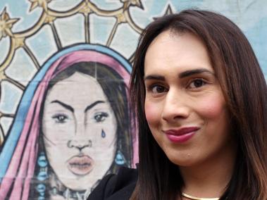 María Catalina Martínez, de 31 años, trabaja la Casa LGBTI Diana Navarro en el barrio Santa Fe de la localidad de los Mártires.