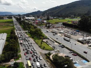 Trancón en la autopista Norte en sentido norte - sur.