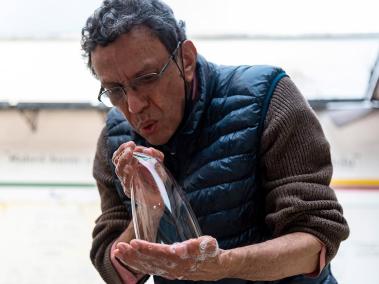 Profesor e investigador Francisco Julián Betancourt Mellizo, pionero de los museos interactivos en el país