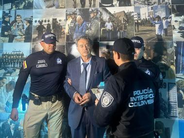 Carlos Lehder llegó a Colombia.