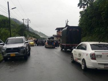 Bloqueo en la vía Panamericana, en Nariño, por indígenas.