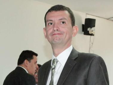 Emilio Tapia.