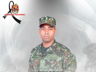 El soldado profesional Nafer Rentería Viloria fue abordado por hombres armados en Turbo, Antioquia.