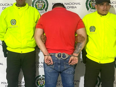 El concejal estaba activo y tiene antecedentes por hurto e injuria.