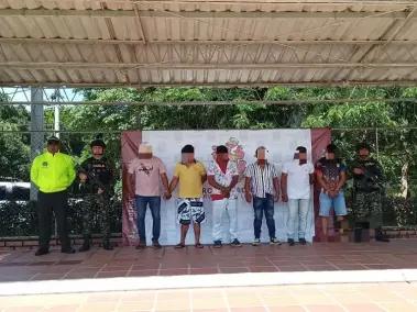Varios de los capturados.
