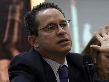 El exrector de la Universidad de Caldas Ricardo Gómez, investigado por fraude procesal, podría ser acusado por injuria.