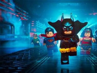 Batman Lego plantea a un superhéroe solitario y con el deseo frustrado de ser cantante.