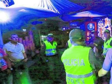 Policía Antioquia ha realizado comparendos y cierres a los lugares que han permitido el ingreso de menores de edad.