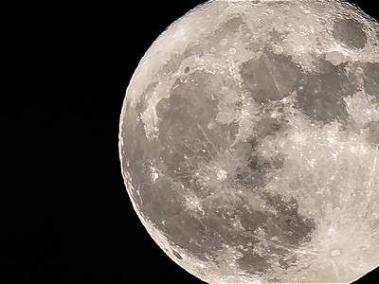 De acuerdo con el estudio, publicado en la revista 'Nature Geoscience', la Luna se formó durante varios millones de años y no en un instante geológico.