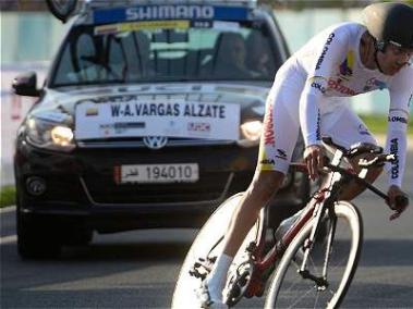 El colombiano Walter Vargas, durante su participación en la contrarreloj individual del Mundial de Ciclismo, que se cumple en Doha.