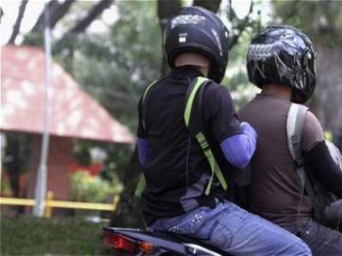 En ocho capitales del país tomaron la decisión de prohibir el parrillero en motocicleta.