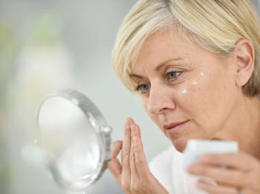 Arrugas, flacidez, falta de luminosidad y elasticidad son los principales problemas de las pieles maduras.