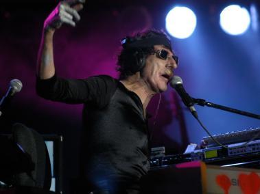 El artista argentino advirtió que Bruno Mars le debe 3 millones de dólares.
